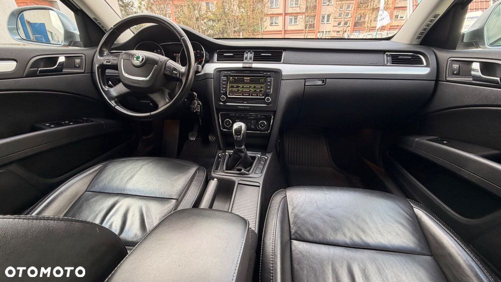 Skoda Superb - 32