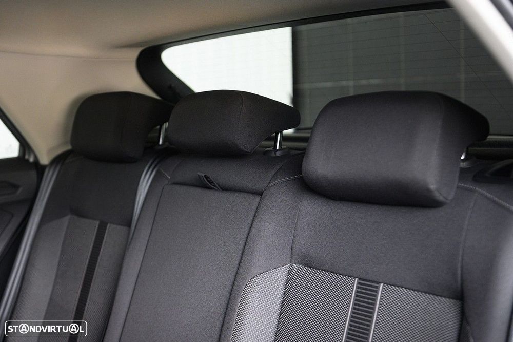 VW T-Roc 1.0 TSI Urban - 32
