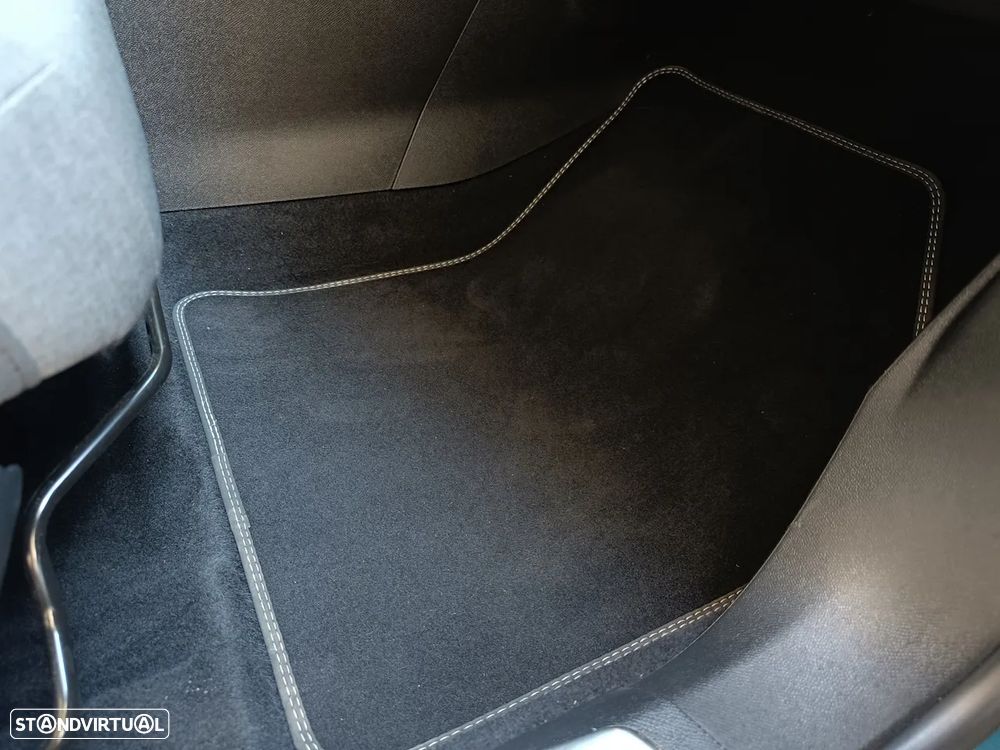 Citroën C5 Aircross 1.2 PureTech Shine EAT8 - 29
