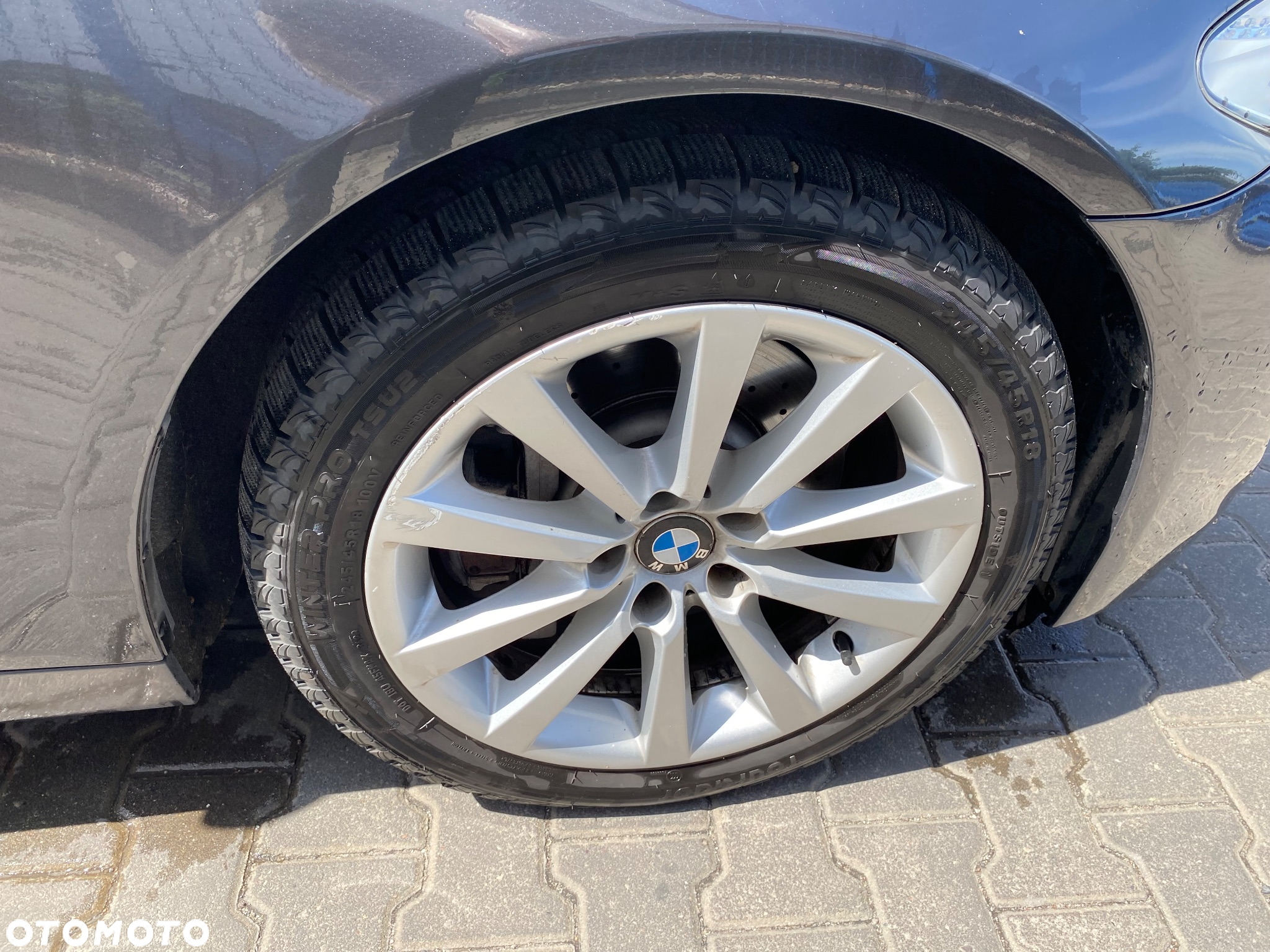 BMW Seria 5 528i - 23