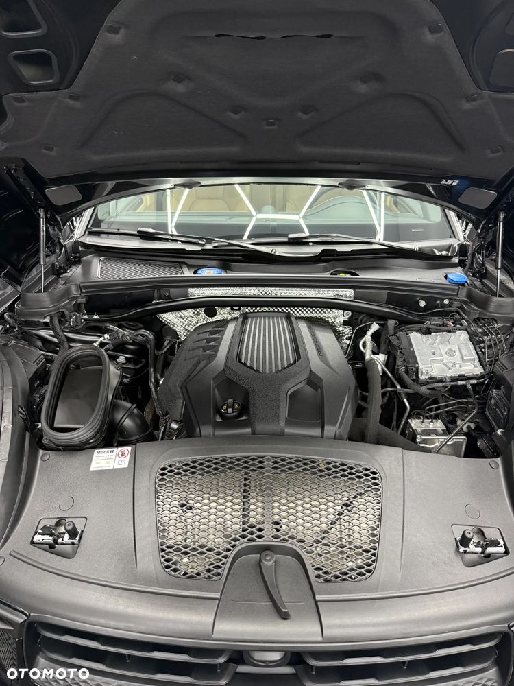 Porsche Macan - 11