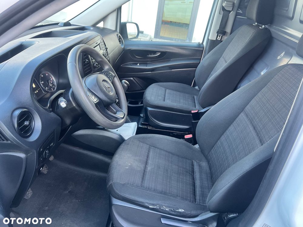 Mercedes-Benz VITO LONG 1.6 CDI 114KM 2019r - 24