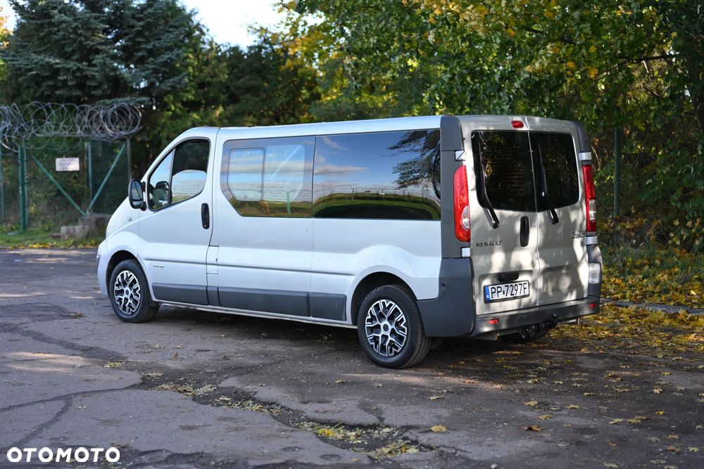Renault Trafic 2.0 dCi 115 Passenger L2H1 Expression - 13