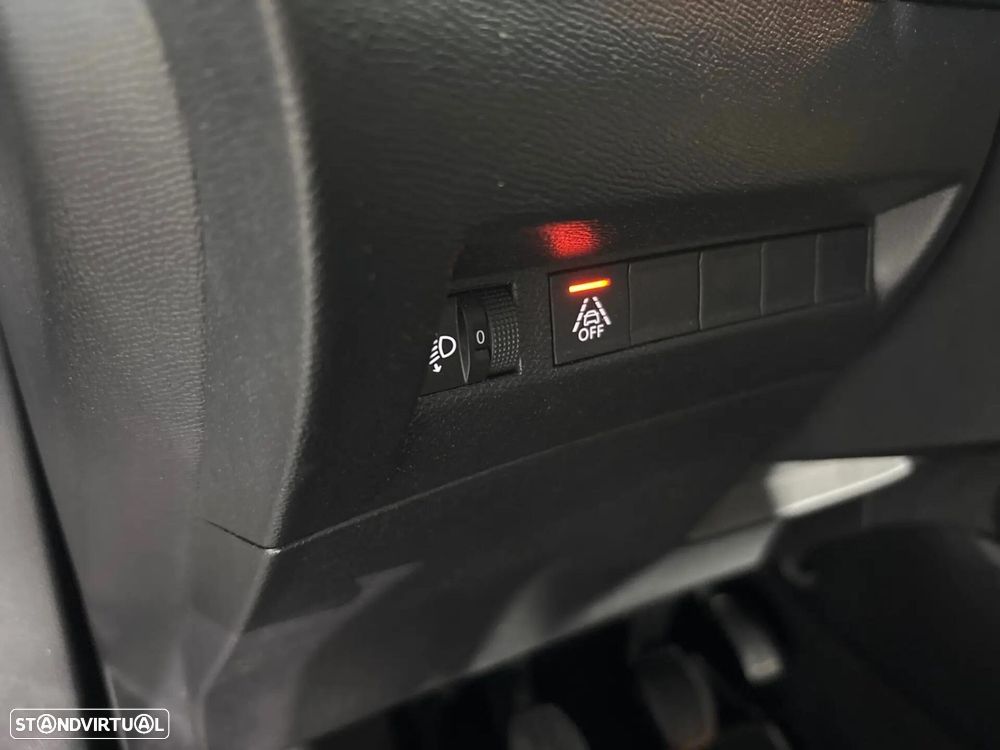 Peugeot 2008 1.2 PureTech Active - 25