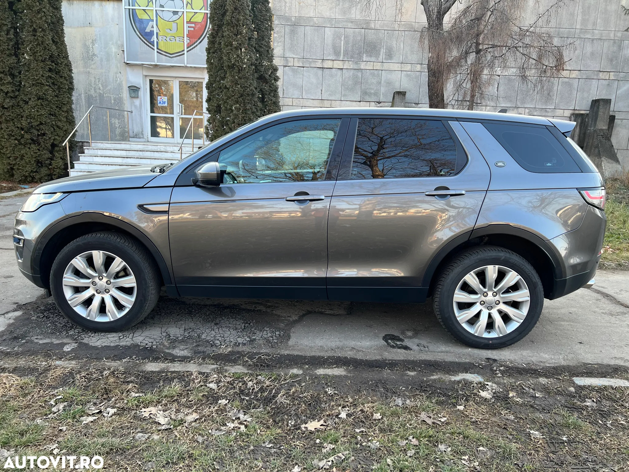 Land Rover Discovery Sport - 5