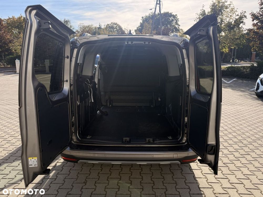 Ford Transit Connect - 9