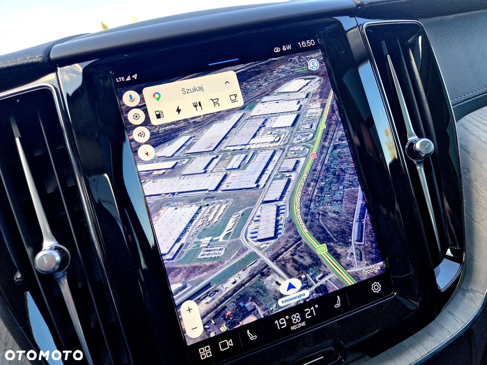 Volvo XC 60 T6 AWD Plug-In Hybrid Inscription Expression - 11