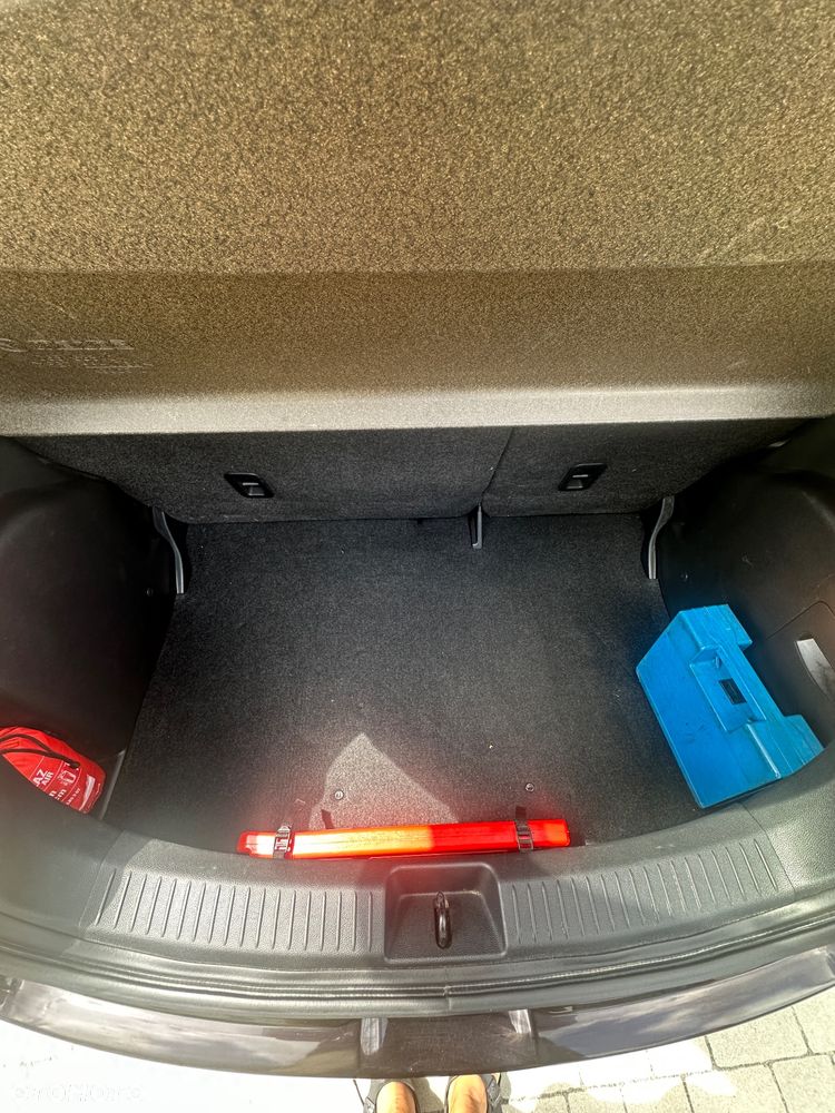 Mazda 2 - 13