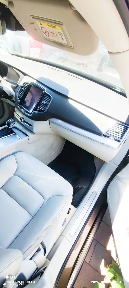 Volvo XC 90 D5 AWD Momentum - 7
