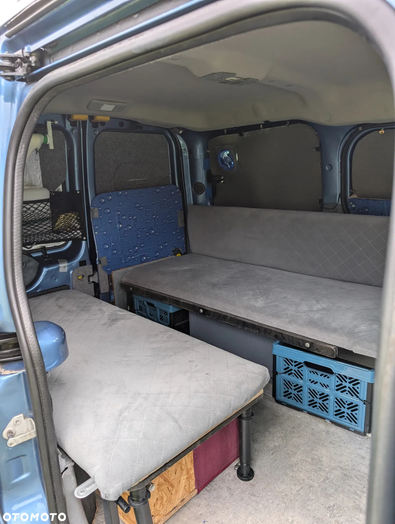 Ford Tourneo Connect - 13
