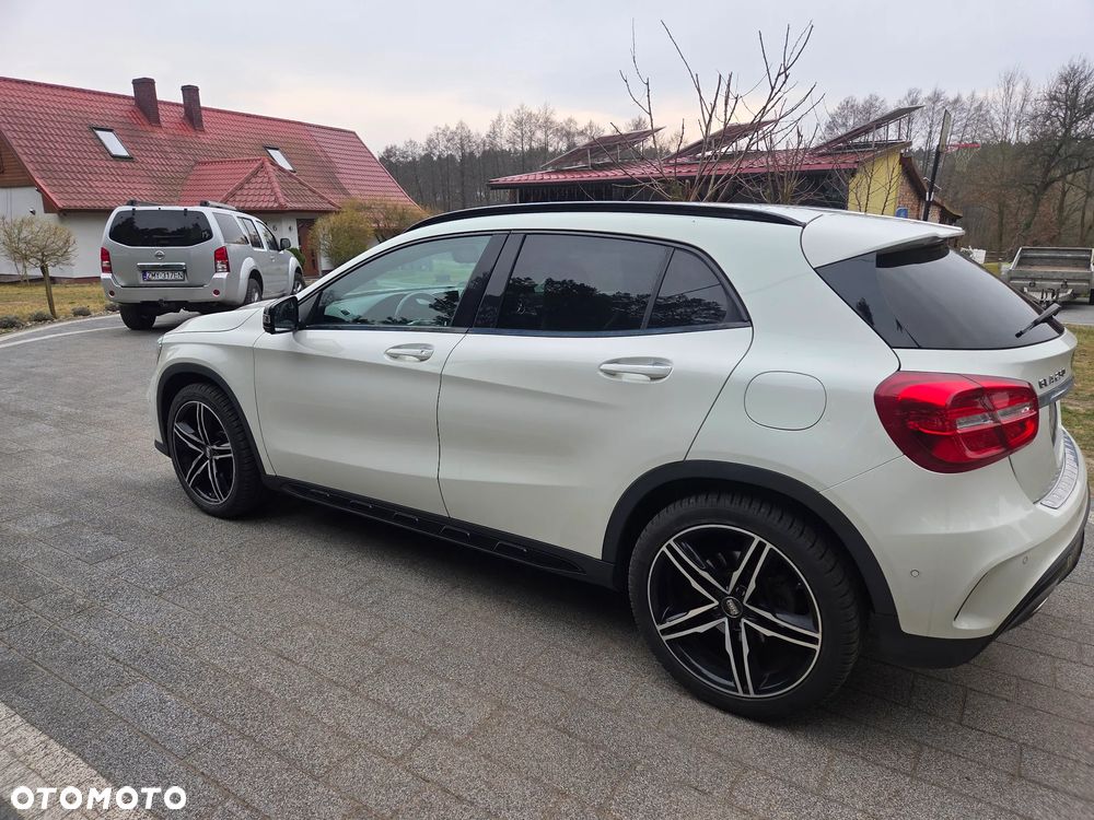 Mercedes-Benz GLA 250 4-Matic - 20