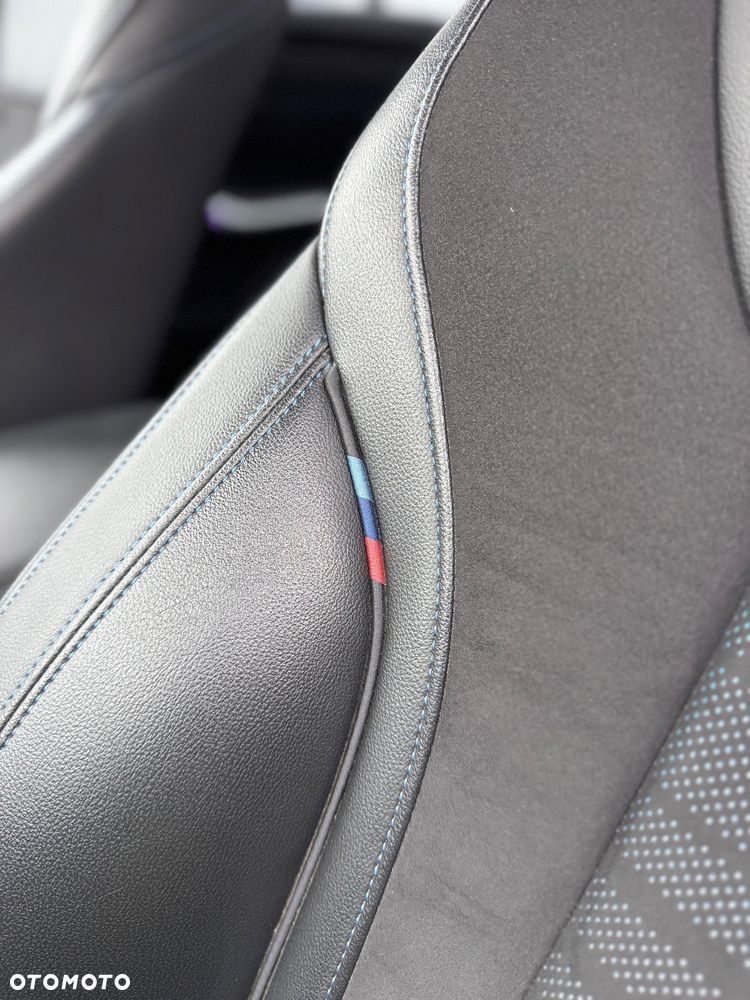 BMW Seria 3 318d M Sport Shadow - 31