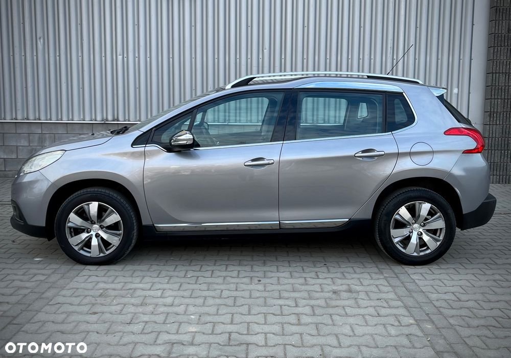 Peugeot 2008 1.6 e-HDi Allure S&S - 2