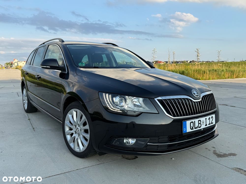 Skoda Superb 2.0 TDI Green tec DSG Elegance - 14