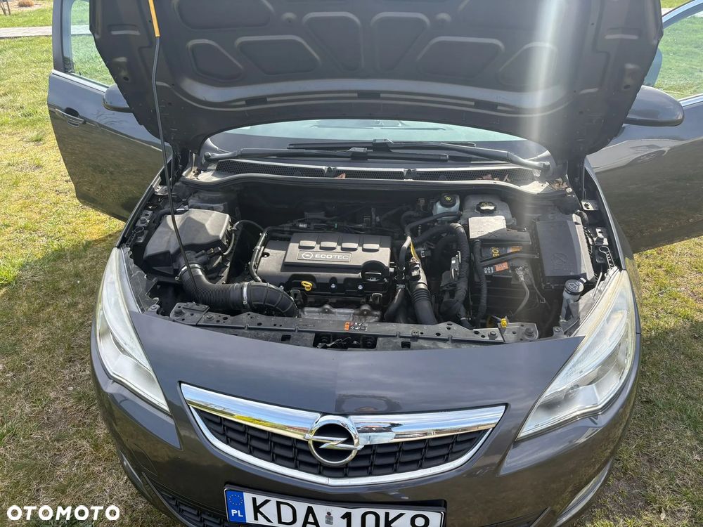 Opel Astra 1.4 T Sport - 10