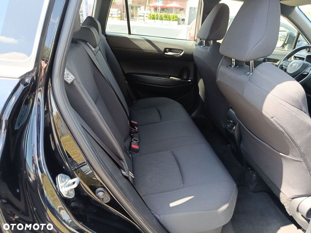 Toyota Corolla Cross - 10