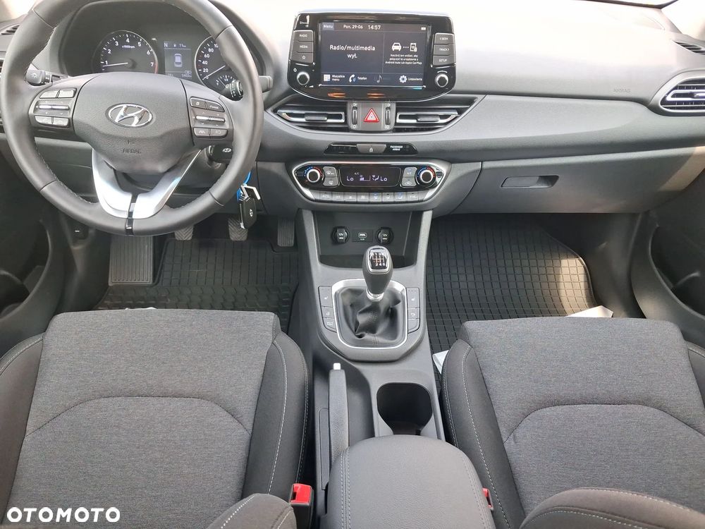 Hyundai i30 1.5 T-GDI 48V Smart - 13
