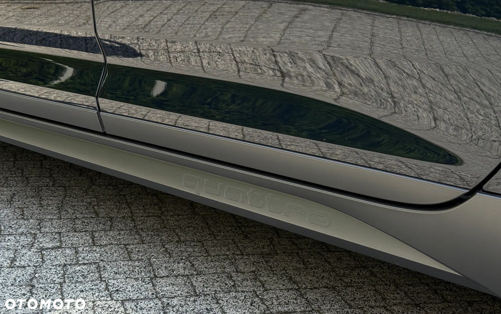 Audi A6 Avant 40 TDI quattro S tronic - 35