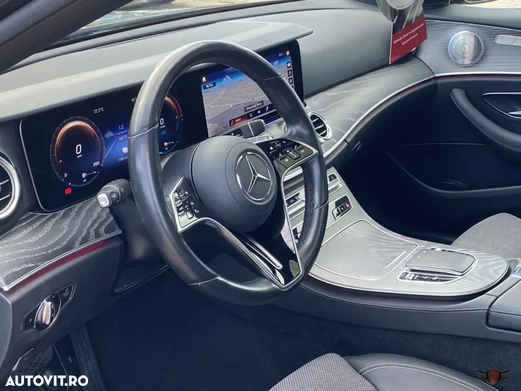 Mercedes-Benz E 300 de 9G-TRONIC AMG Line - 11