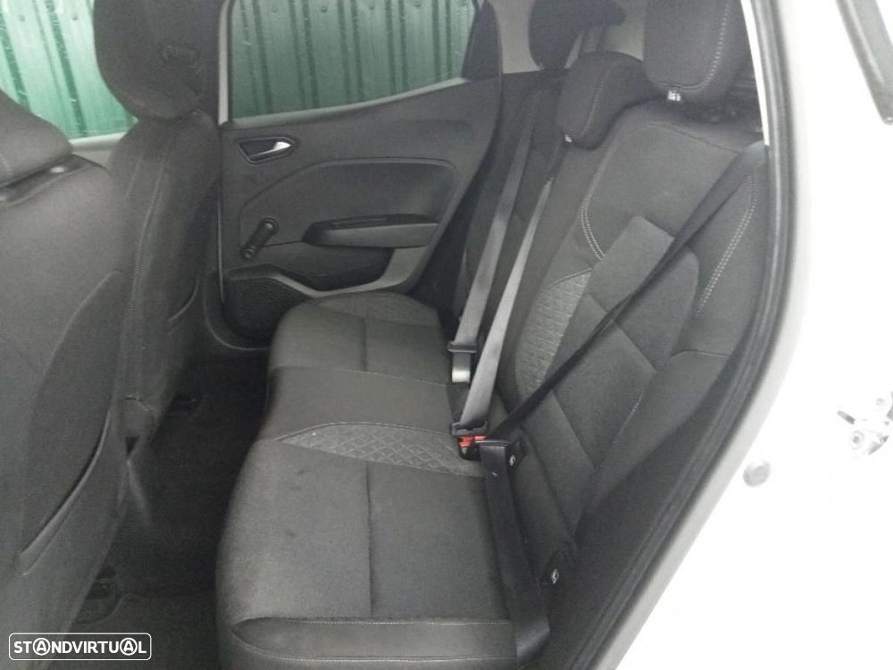 Renault Clio 1.5 Blue dCi Intens - 4