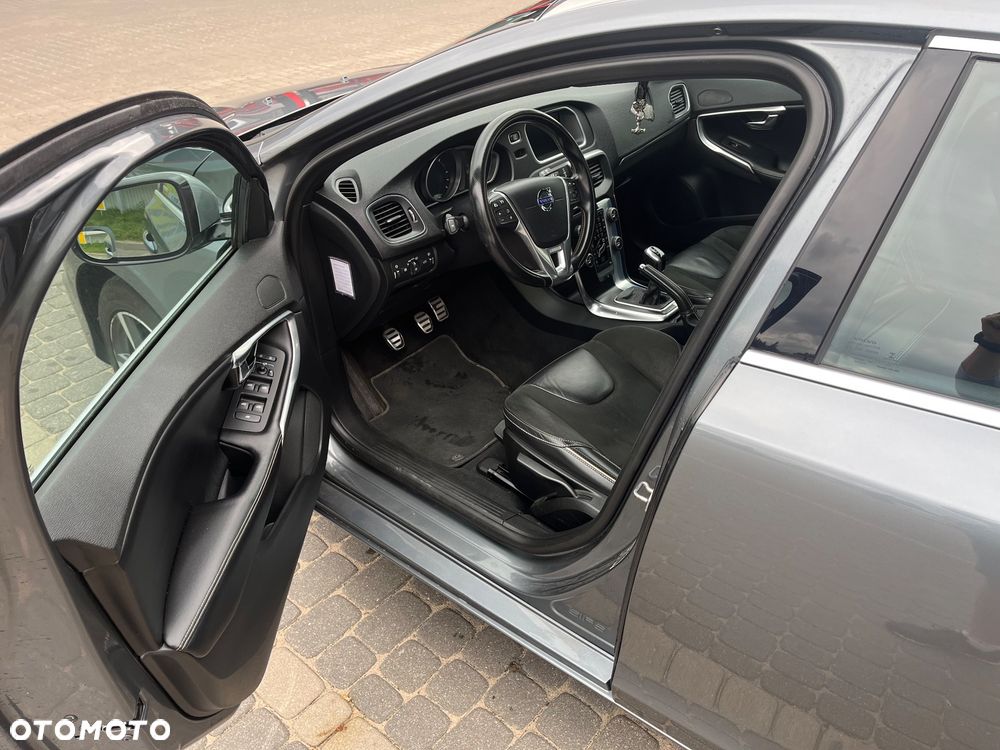 Volvo V40 D4 RDesign - 7