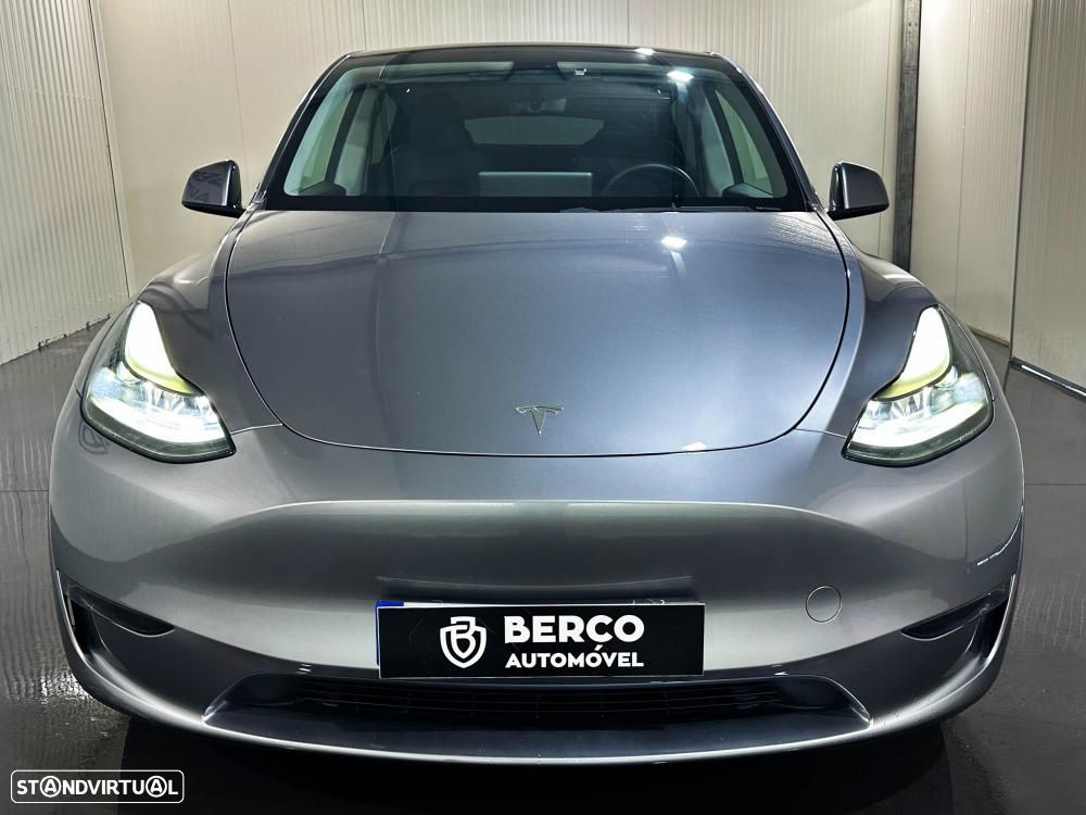Tesla Model Y Long Range Dual Motor AWD - 3