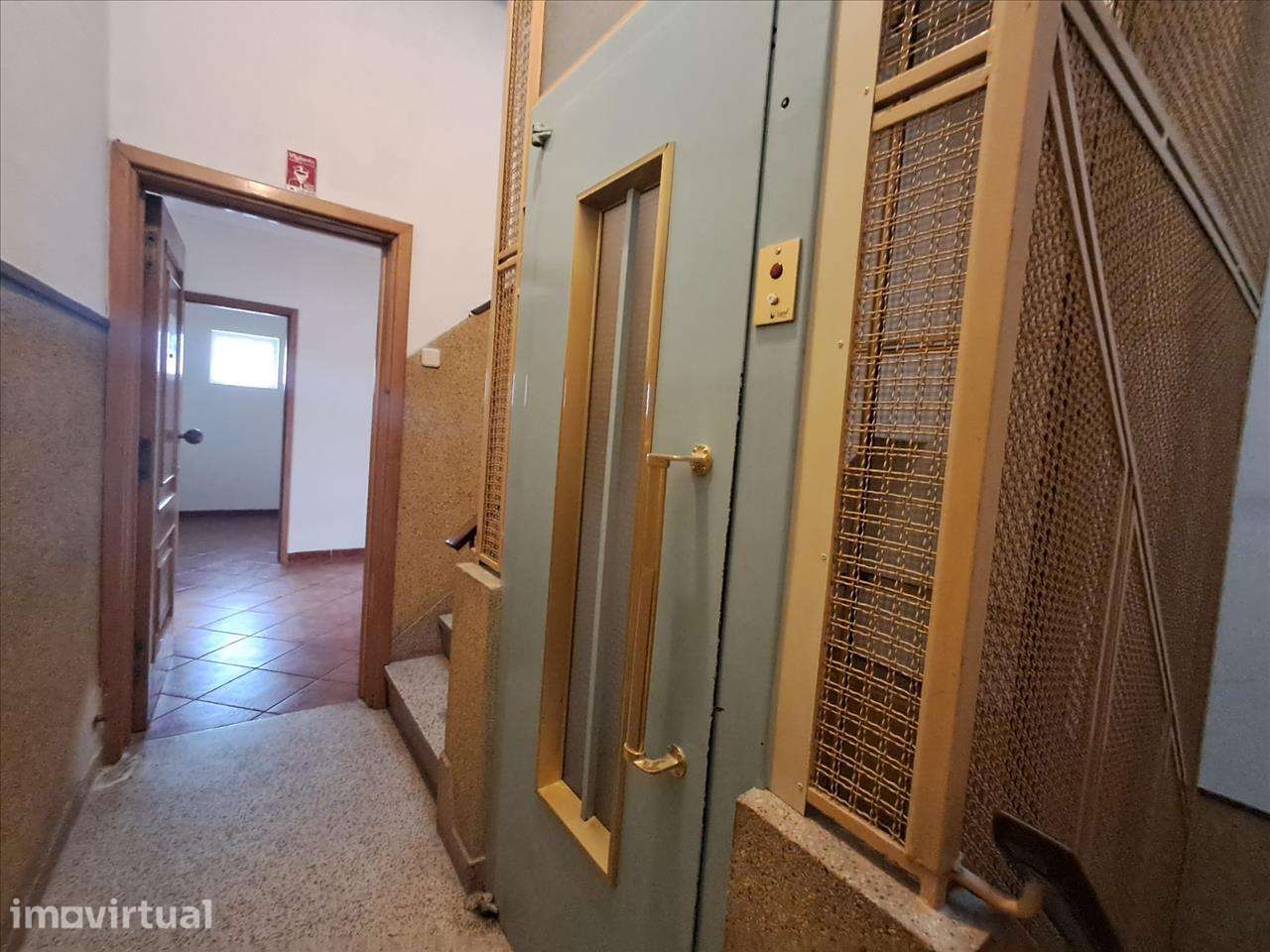 Apartamento em Porto, Cedofeita - Grande imagem: 2/17