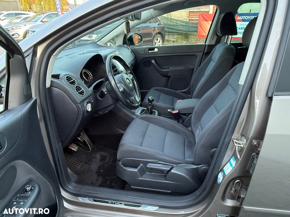 Volkswagen Golf Plus Plus1.6 TDI DPF BlueMotion Technology Style - 9