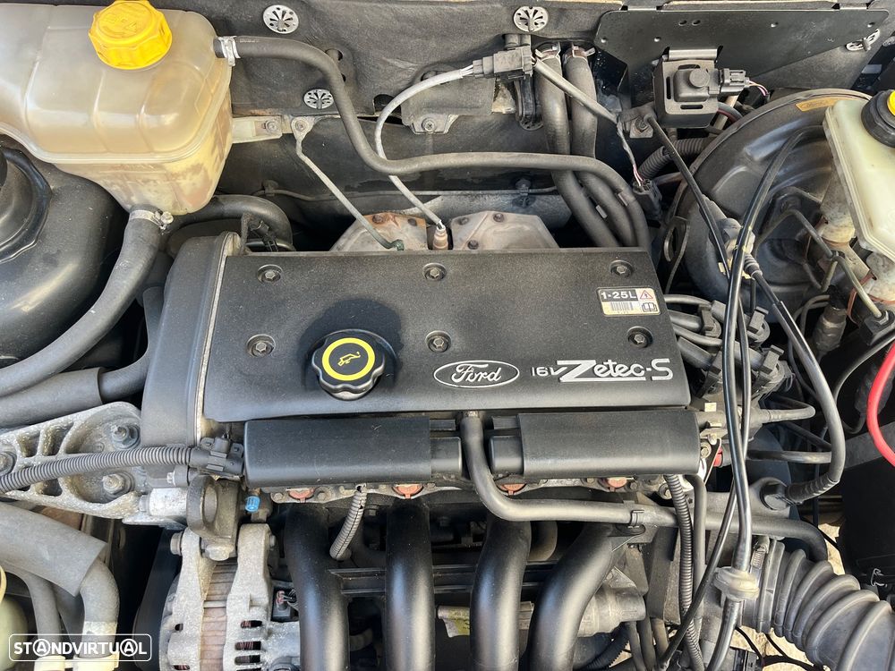Ford Fiesta 1.25 Techno - 12