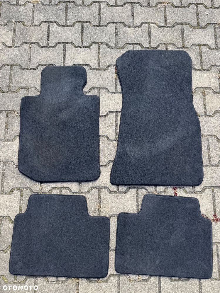 Oryginalne dywaniki welurowe BMW G20 G21 - 1