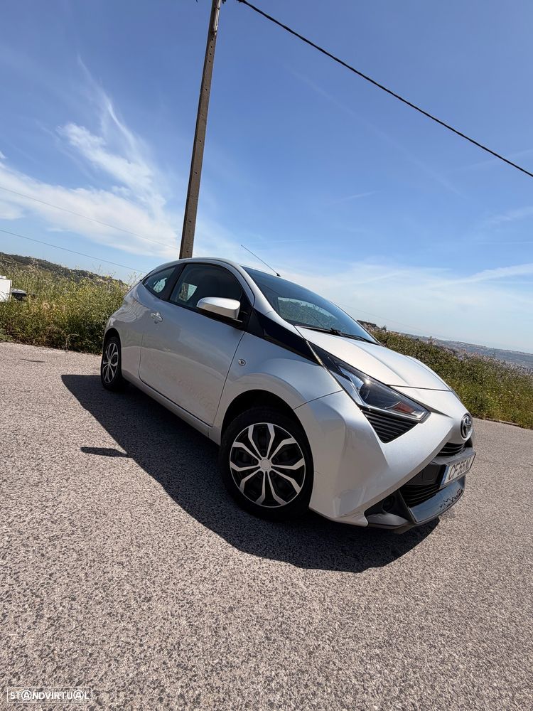Toyota Aygo 1.0 X-Play Plus+X-Touch+TSS - 7