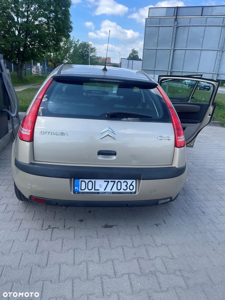 Citroën C4 1.6 HDi X - 4