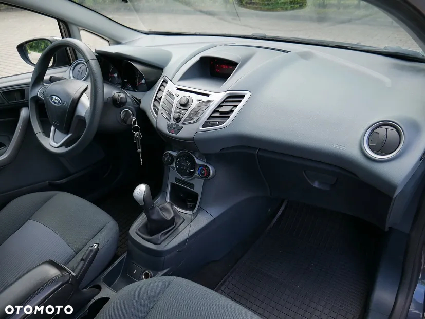 Ford Fiesta - 7