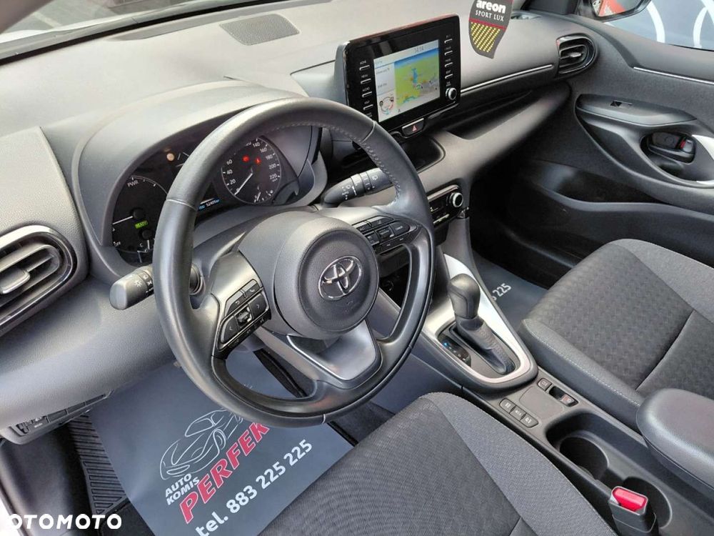 Toyota Yaris - 12