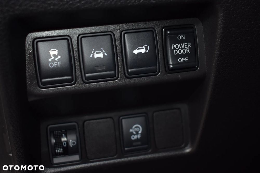 Nissan X-Trail 1.6 DIG-T Visia - 25