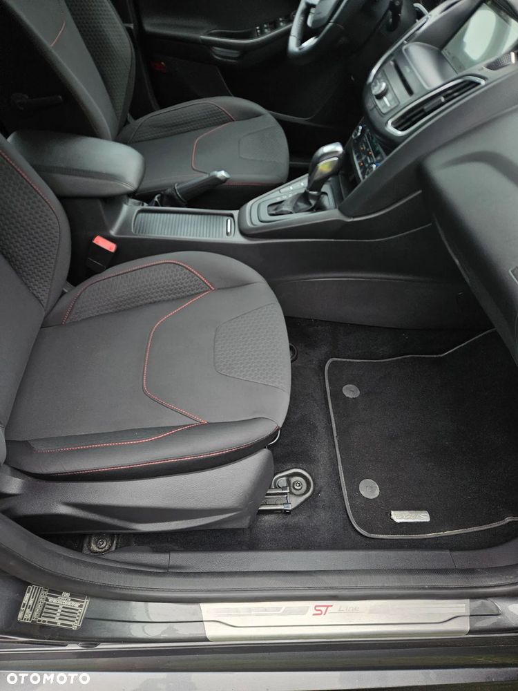 Ford Focus 2.0 TDCi ST-Line ASS PowerShift - 15