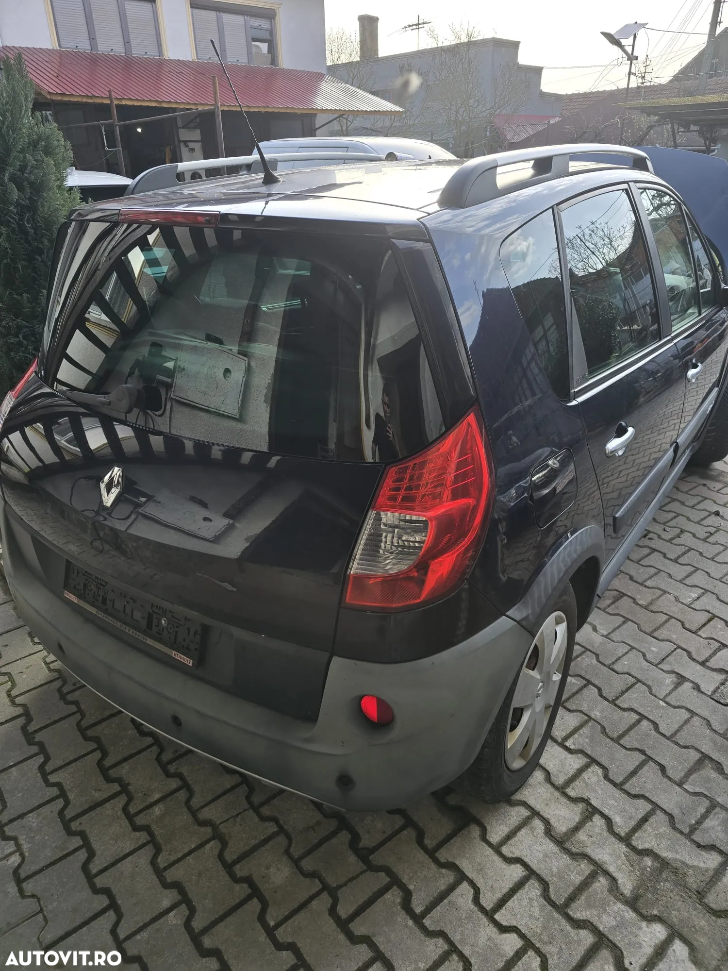 Renault Scenic 1.4 16V Confort Privilege - 10