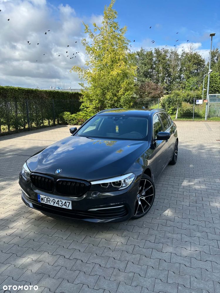 BMW Seria 5 520d Luxury Line - 11
