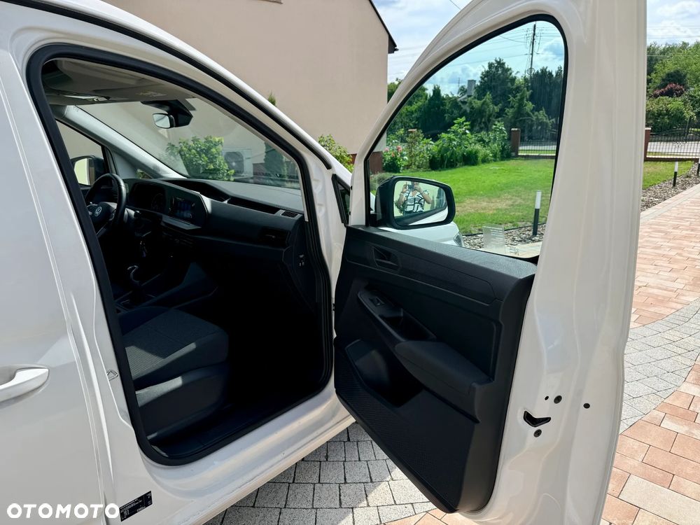 Volkswagen Caddy - 26