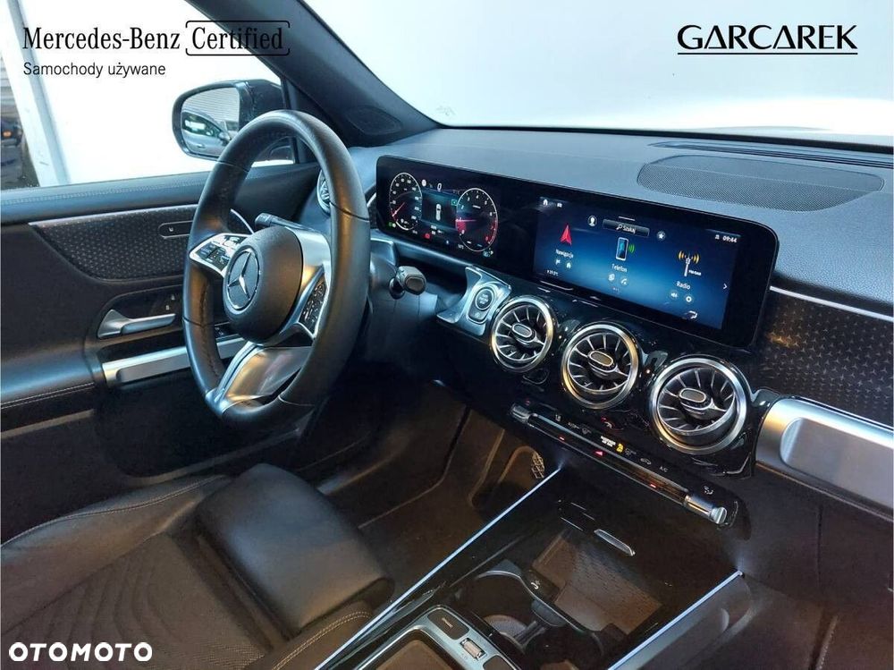 Mercedes-Benz GLB - 19