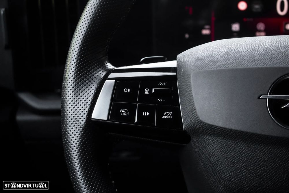 Opel Astra Sports Tourer 1.2 Turbo Auto GS Line - 12