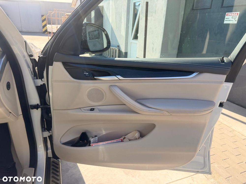 BMW X5 3.5i xDrive - 4