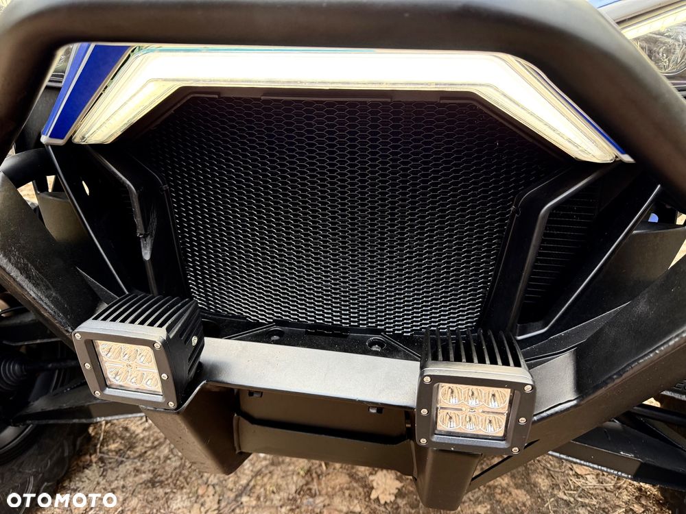 Polaris RZR - 9