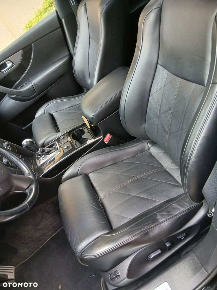 Infiniti QX70 3.0d S Premium - 9