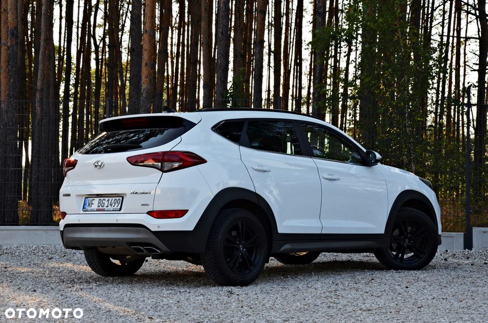 Hyundai Tucson 2.0 CRDI 4WD Premium - 24