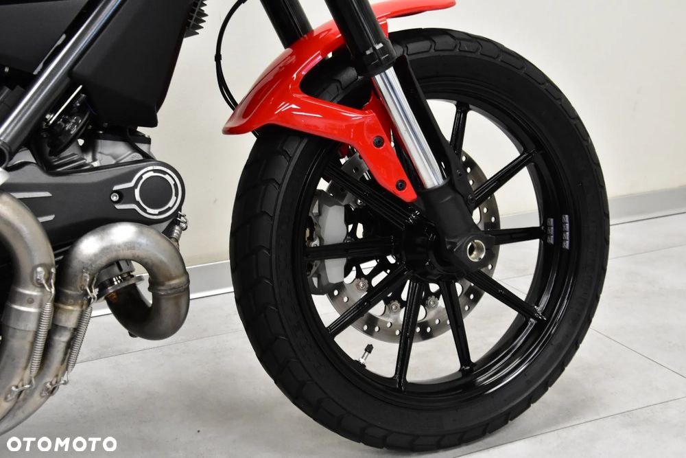 Ducati Scrambler - 30