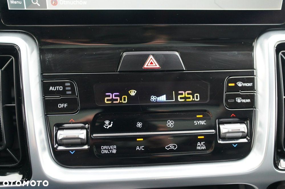 Kia Sorento - 31