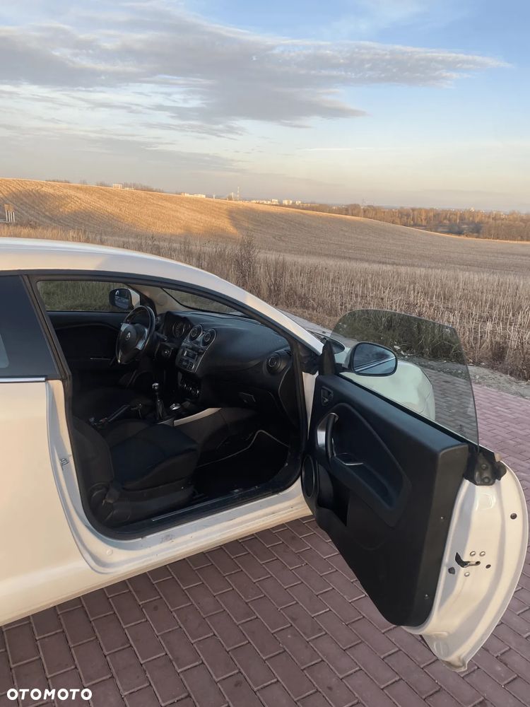 Alfa Romeo Mito 1.3 JTDM Distinctive - 10