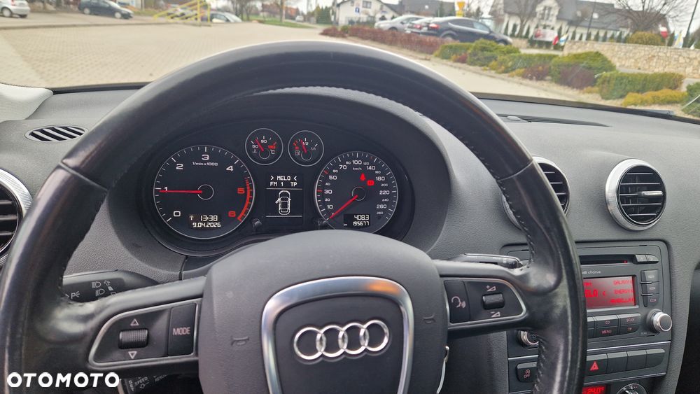 Audi A3 Sportback 1.6 TDI DPF Attraction - 34