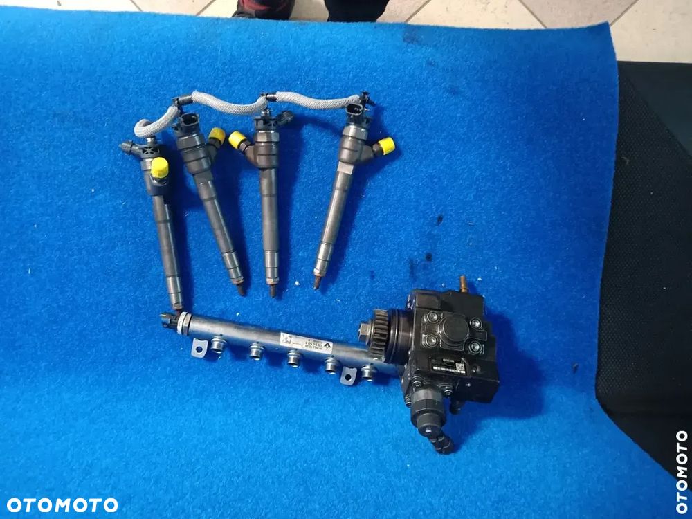 Układ Paliwowy RENAULT NISSAN  0445010404 175210542TR 0445110546 167008960R HMLGT1205R - 1